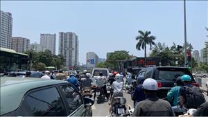 Bắc Bộ và Trung Bộ có mưa dông vài nơi, ngày nắng; Nam Bộ nắng nóng