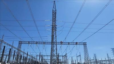 Đóng điện thành công máy biến áp thứ 2 TBA 220kV Nam Cấm, tăng cường đảm bảo điện cho miền Bắc