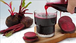 Lợi ích của việc thường xuyên uống nước ép củ dền