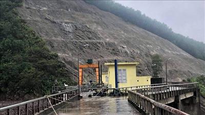 Lũ lớn, 2 vai đập Thủy điện Hố Hô vẫn đảm bảo an toàn