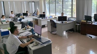 EVNNPT và các đơn vị thực hành tiết kiệm điện tại trụ sở làm việc