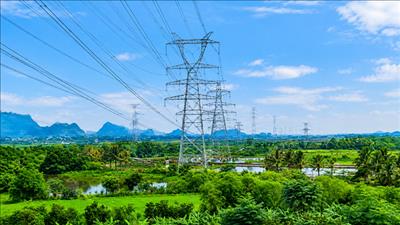 Đóng điện toàn tuyến đường dây 500/220kV Nho Quan – Phủ Lý – Thường Tín