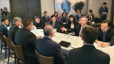 Trưởng Ban Kinh tế Trung ương Đảng dẫn đầu đoàn làm việc với Tập đoàn AES