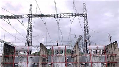 Hoàn thành thay thế máy biến áp AT1 trạm biến áp 500kV Quảng Ninh