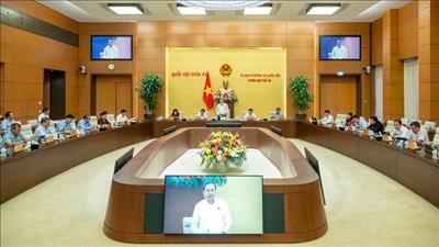 Khai mạc phiên họp thứ 35 của Ủy ban Thường vụ Quốc hội