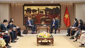 Thủ tướng tiếp đoàn cán bộ Quỹ Tiền tệ quốc tế