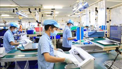 Cắt giảm thủ tục hành chính, cải thiện môi trường kinh doanh, thúc đẩy phát triển kinh tế - xã hội