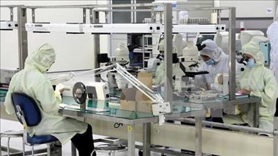 Phát triển sản xuất thông minh trong tiến trình công nghiệp hóa, hiện đại hóa
