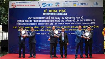 Chia sẻ các giải pháp công nghệ chiến lược, thúc đẩy phát triển công nghiệp bền vững