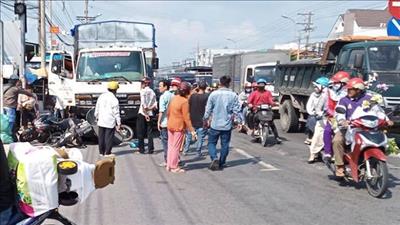Hơn 1,700 vụ tai nạn giao thông tháng 10