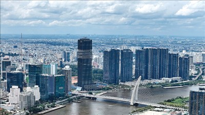Khẩn trương hoàn thiện các điều kiện để Trung tâm tài chính quốc tế vận hành đầy đủ