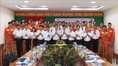 EVNNPT tọa đàm với người lao động