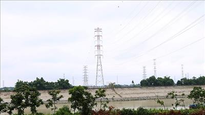 Lãnh đạo UBND tỉnh Thanh Hóa động viên các đơn vị thi công dự án TBA 500kV Thanh Hóa