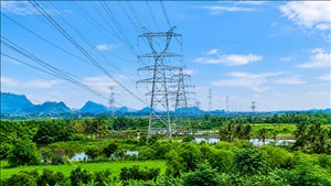 Phát triển thị trường điện cạnh tranh phải gắn với bảo đảm an ninh năng lượng