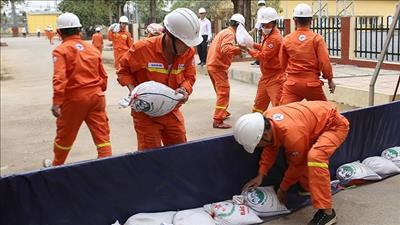 Ngành điện triển khai các nhiệm vụ ứng phó cơn bão đầu tiên của năm 2023