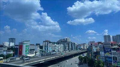 Bắc Bộ ngày nắng, sáng sớm và đêm trời rét; Nam Bộ mưa dông về chiều tối