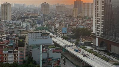 Bắc Bộ có mưa rải rác, Trung Bộ và Nam ngày nắng, có nơi có nắng nóng