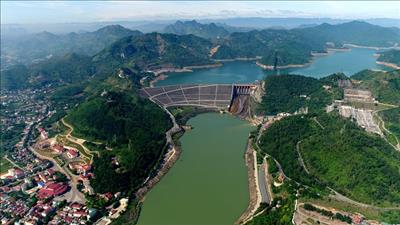 Nghiệm thu mô hình tuabin công suất 240MW của Nhà máy thủy điện Hòa Bình mở rộng