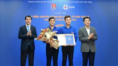Trao giải cho sáng kiến sử dụng điện tiết kiệm trong thanh thiếu niên