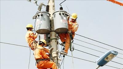 Tiêu thụ điện miền Bắc tăng cao trở lại do nắng nóng gay gắt