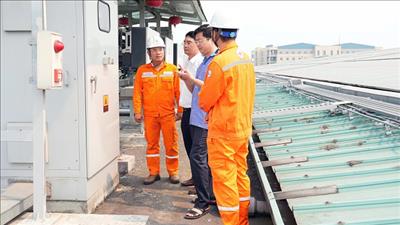 Tiết kiệm năng lượng, thịnh vượng tương lai: Chung tay giảm áp lực hệ thống điện