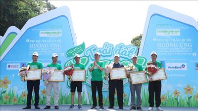 Đi bộ “Trái đất xanh”: Cùng hành động để bảo vệ môi trường