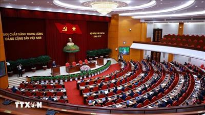 Thông cáo báo chí về ngày làm việc thứ năm và bế mạc Hội nghị Trung ương lần thứ ba