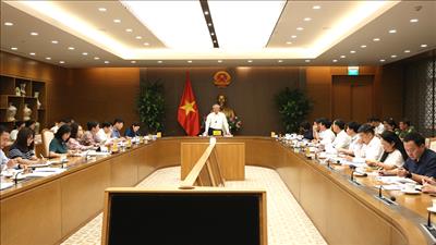 Khẩn trương hoàn thiện các nghị định về Trung tâm tài chính quốc tế