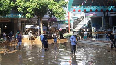 Thủ tướng yêu cầu đánh giá, khắc phục thiệt hại do bão số 11 gây ra đối với ngành giáo dục