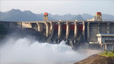 Bộ Công Thương ban hành công điện về triển khai ứng phó với bão số 12