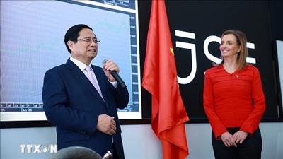 Thủ tướng Phạm Minh Chính thăm Thị trường chứng khoán Johannesburg của Nam Phi