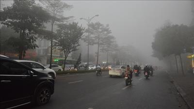 Bắc Bộ và Trung Bộ có mưa rải rác, Nam Bộ ngày nắng