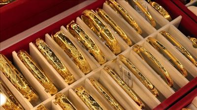 Bảng giá tại các công ty vàng bạc đá quý ngày 3/4