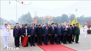 Lãnh đạo Đảng, Nhà nước vào Lăng viếng Bác nhân dịp Tết Nguyên đán Bính Ngọ