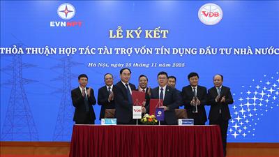 EVNNPT ký thỏa thuận hợp tác tài trợ vốn tín dụng đầu tư của Nhà nước với VDB