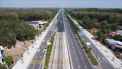Thủ tướng chỉ đạo đẩy mạnh giải ngân vốn đầu tư công năm 2025