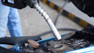 Triển khai ngay Nghị quyết về mức thuế bảo vệ môi trường đối với xăng, dầu