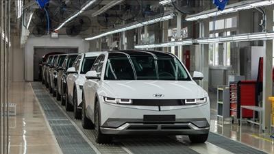 Đề xuất hỗ trợ 1.000 USD cho người Việt mua ô tô điện