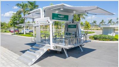 Xe tiêm chủng lưu động lên đường về các địa phương