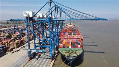 Triển khai các giải pháp trọng tâm thúc đẩy xuất nhập khẩu, phát triển thị trường ngoài nước