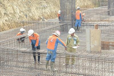 Phó Thủ tướng chỉ đạo tháo gỡ vướng mắc trong bồi thường GPMB dự án đường dây 500 kV mạch 3