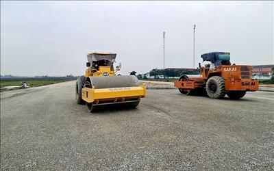 Chính phủ điều chỉnh chủ trương đầu tư 2 dự án đường bộ tại Nam Định
