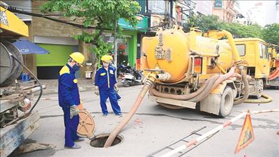 Hà Nội bảo đảm thoát nước tối đa, hạn chế úng ngập trong mùa mưa bão 2023