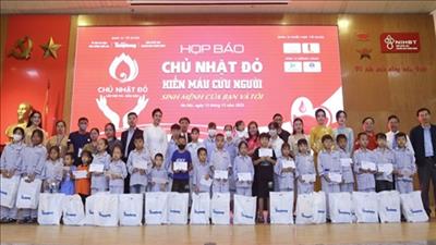 Tổ chức chương trình hiến máu Chủ nhật đỏ lần thứ XVI