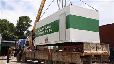 Ra mắt container xét nghiệm Covid-19 lưu động đầu tiên ở Việt Nam