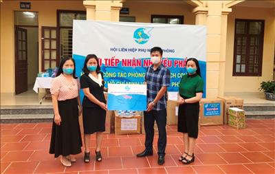 Hội Liên hiệp Phụ nữ Hải Phòng tiếp nhận nhiều phần quà ủng hộ phòng, chống dịch
