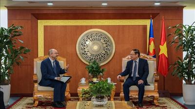 Hợp tác với Thụy Sỹ trong bảo vệ môi trường, ứng phó với biến đổi khí hậu