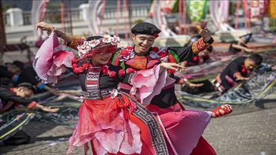Gắn giá trị dân ca, dân vũ, dân nhạc các dân tộc thiểu số với phát triển du lịch