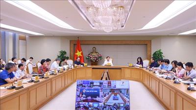 Họp bàn về lộ trình thực hiện giá dịch vụ khám, chữa bệnh