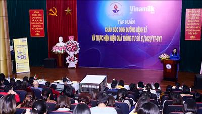 Tập huấn chăm sóc dinh dưỡng bệnh lý cho người bệnh 